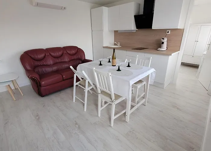 Eden- Alsace Route Des Vins * Scherwiller