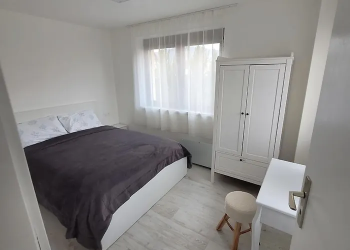 Eden- Alsace Route Des Vins Scherwiller